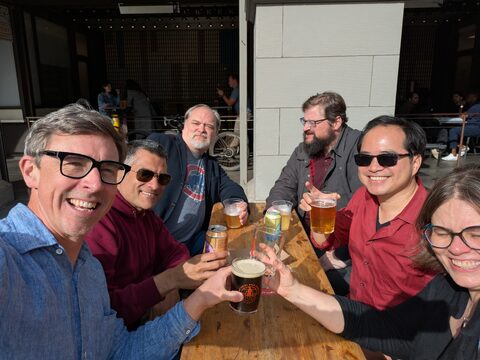 Drinks with the bay area UIUC alumni crew to celebrate the end of my Google tenure